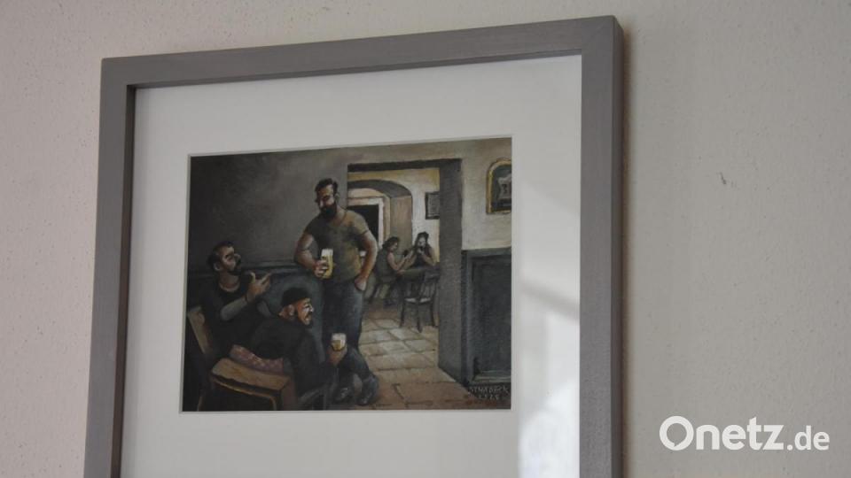 Die &quot;3 Männer mit Bart&quot; von Stefan Schadeck werden auch nach der Ausstellung weiterhin in der Ecke des Schankraumes im Brauhaus Floß zu sehen sein. Bild: ui