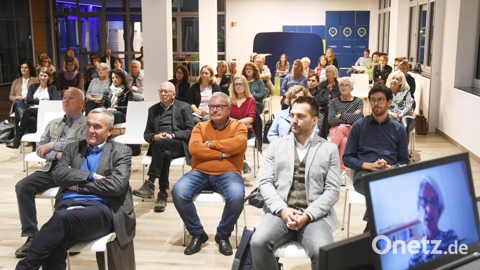50 Gäste besuchten die Auftaktveranstaltung. Bild: Gabi Schönberger