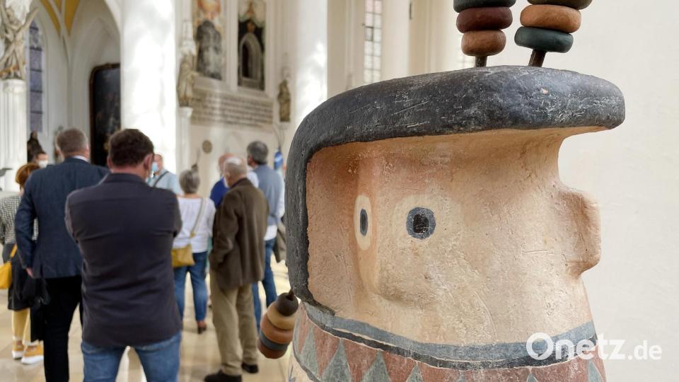 Die Ausstellung &quot;Peter Mayer - Totems und Fabelwesen - Reise ins Paradies&quot; Landshut Bild: Gerhard Götz