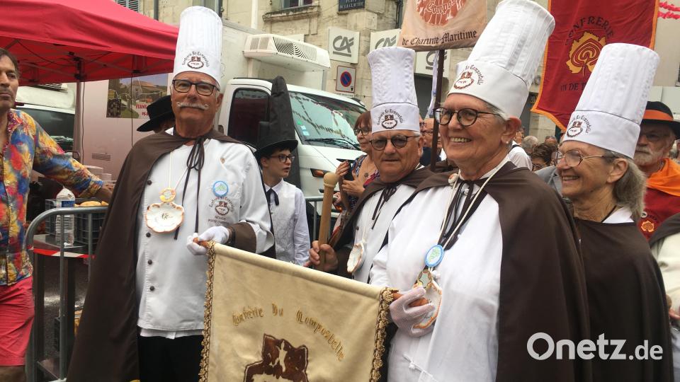 Die einzelnen Gruppen marschierten sternförmig zur Kathedrale St. Front. Bild: san