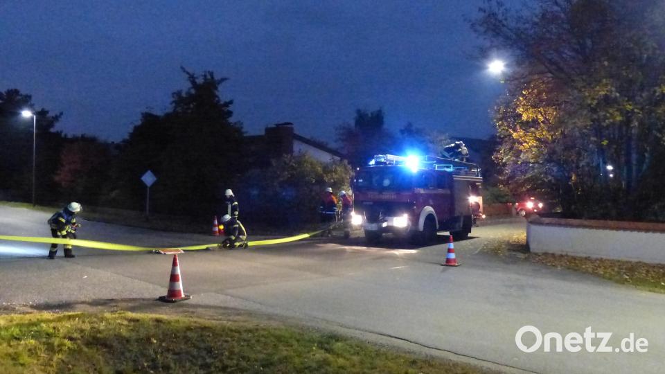 Wasserentnahme am Hydranten an der Michael-Höhbauer-Straße Bild: hme