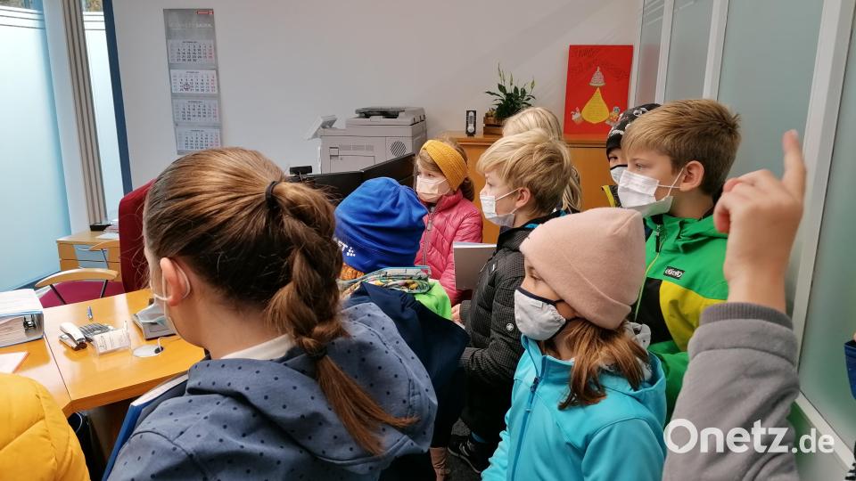 Das Rathaus gehörte am vergangenen Donnerstag der vierten Klasse der Grundschule.
. Bild: bkr