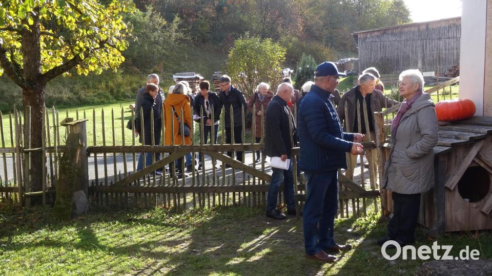 Nachfahren der einstigen Bäumler-Familie in Eberhardsbühl versammeln sich auf dem Goglhof zum Familien-Treffen. Bild: hka