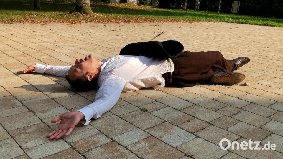 Keine Angst, er lebt noch. Lars Romfeld hat sich nur ein bisschen reingesteigert in seinen Bericht von den Kreuzzügen. Bild: eik