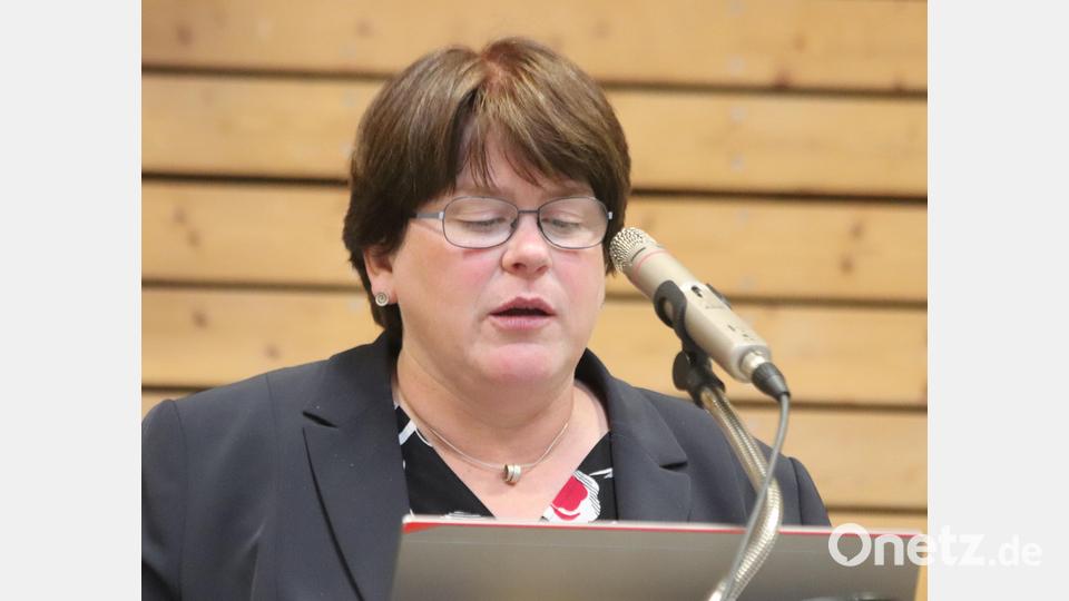 Dr. Ingrid Illies vom Institut für Bienenkunde und Imkerei Veitshöchheim: „Die Geschmacksvielfalt des Honigs ist ein Geschenk der Natur!“ Bild: mfh