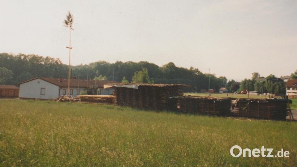Bauholz für Schießanlage, Schützenverein Einigkeit Hubertus Kastl. Bild: Archiv Schützenverein Hubertus Kastl/exb