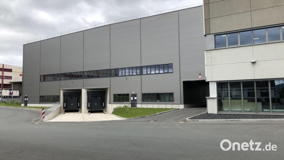 Über zwölf Millionen Euro hat das neue Logistikzentrum von Siemens Healthineers in Kemnath gekostet. Bild: Thomas Völkl/Siemens Healthineers