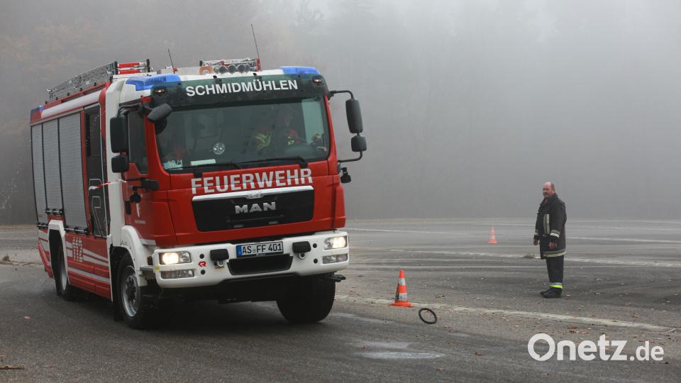 Mit einem Reifen wird eine &quot;Person&quot; simuliert – vor ihr muss der Fahrer schlagartig bremsen. Bild: egl