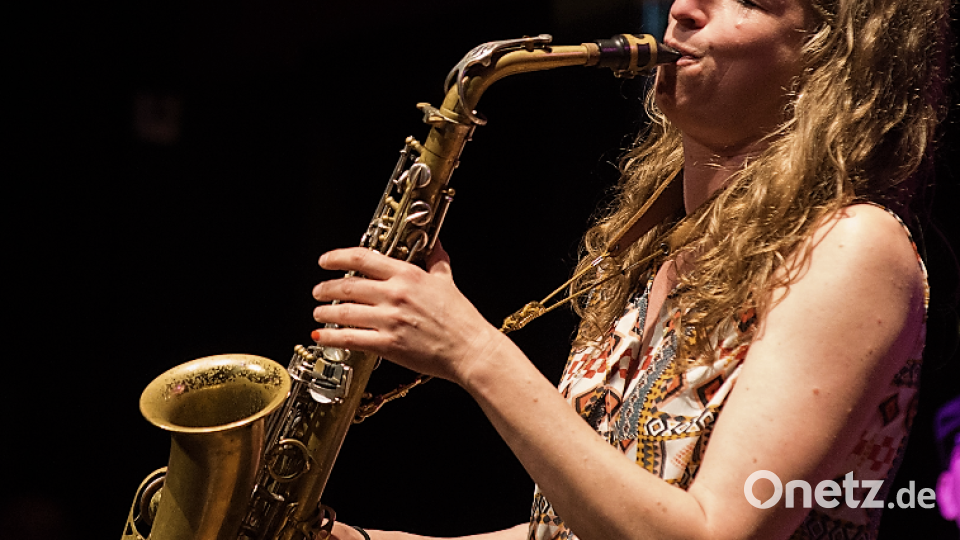 Nicole Johänntgen ist eine der fünf "Sisters in Jazz", die am 9. April erwartet werden Bild: Daniel Bernet