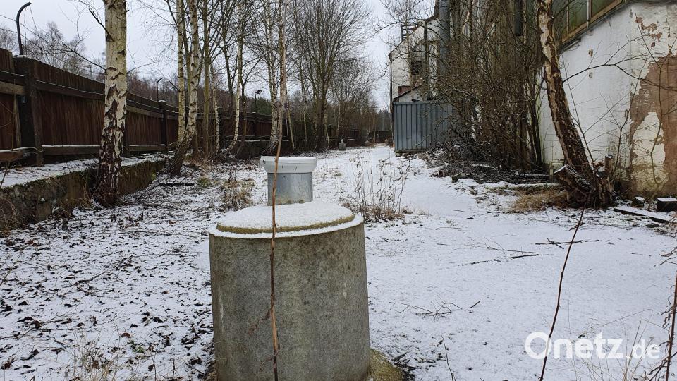 Eine von neun Grundwassermessstellen auf dem Gelände der Annahütte. Bild: Lowak