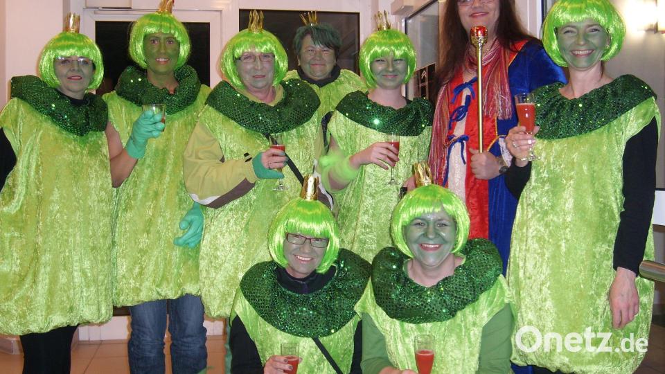 Viele Froschköniginnen haben eine Prinzessin dabei, die eigentlich ein Prinz ist. Bild: Renate Daller