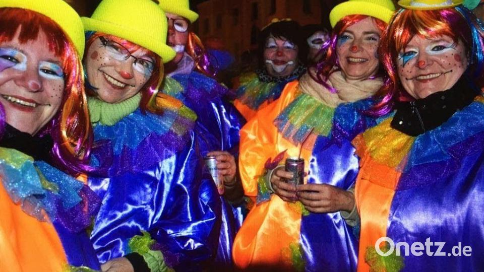 Hauptsache bunt - und der Clown ist eh ein Faschings-Dauerbrenner. Bild: Renate Daller