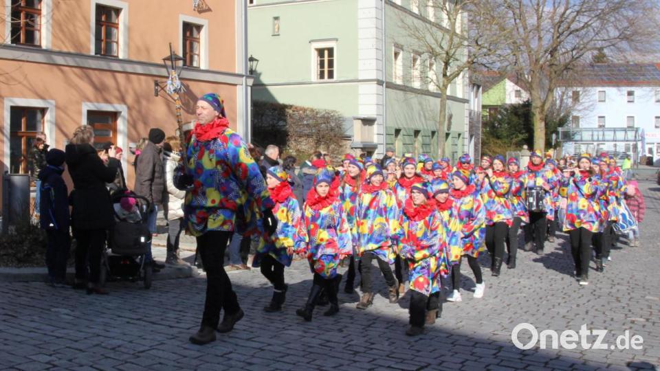Der Kolping-Spielmannszug zog beim Faschingsnachmittag alle Register. Bild: frd