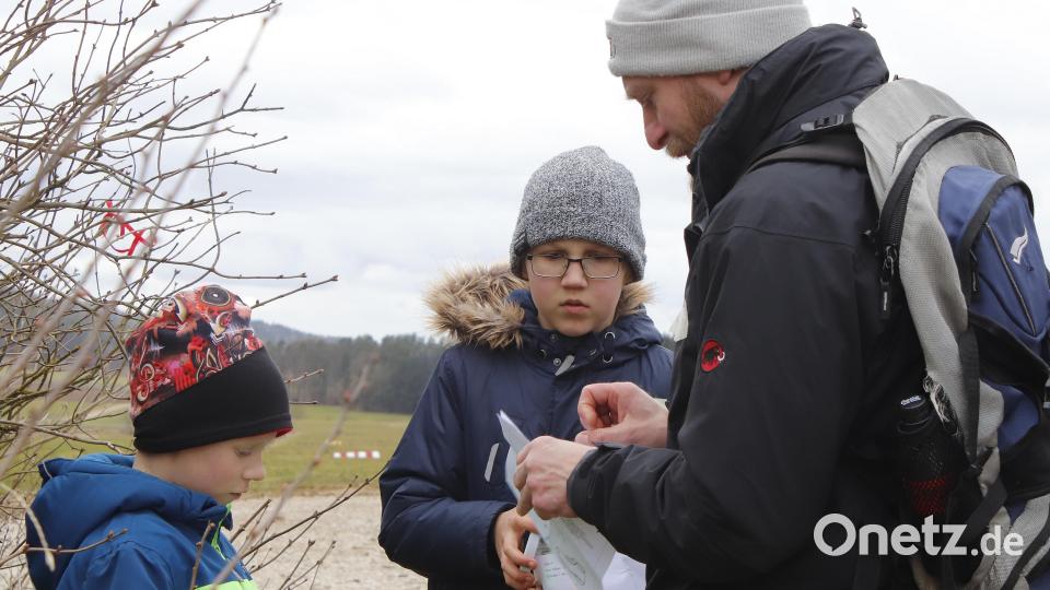 Auf der Schnitzeljagd erwarten die Teilnehmer jede Menge Fragen und Rätsel. Bild: mfh