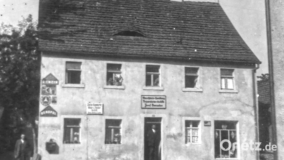 In der Pfarrgasse begann Josef Banrucker seinen Werkstattbetrieb und verlegte diesen in den 1950er Jahren in die Tirschenreuther Straße. Archivbild: njn