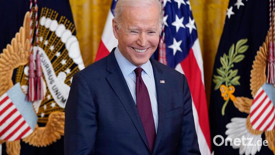 US-Präsident Joe Biden freut sich offenbar auf seine Rede. Bild: Patrick Semansky/AP/dpa