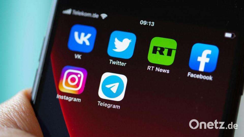 Soziale Netzwerke spielen eine wichtige Rolle für Russinnen und Russen, um an unabhängige Informationen zu gelangen. Bild: Fernando Gutierrez-Juarez/dpa-Zentralbild/dpa