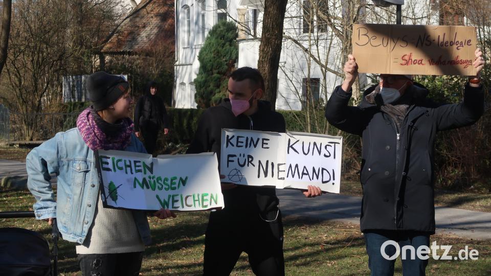 Es gab auch kritische Anmerkungen zu Joseph Beuys Vergangenheit. Bild: Kunz