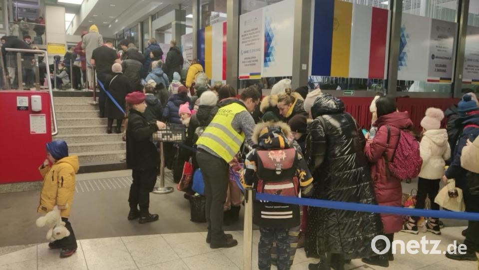 Tausende Menschen kommen jeden Tag am Bahnhof in Krakau an. Bild: privat