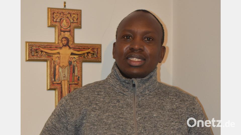 Pfarrvikar Dr. Gilbert Mburu Kabiru. Bild: rgr