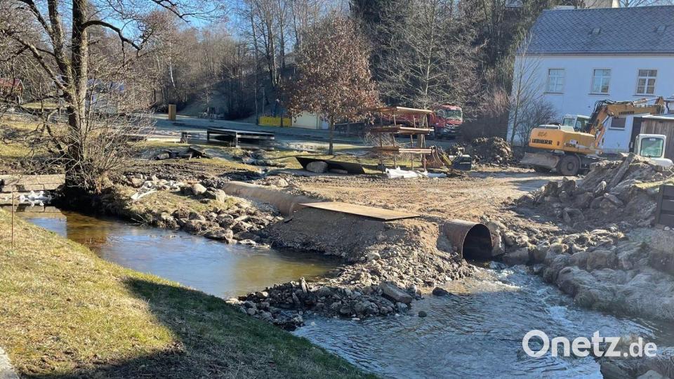Die Bauarbeiten zur „Öffnung der Grünen Mitte“ in Pullenreuth haben begonnen. Bild: Gemeinde Pullenreuth/exb