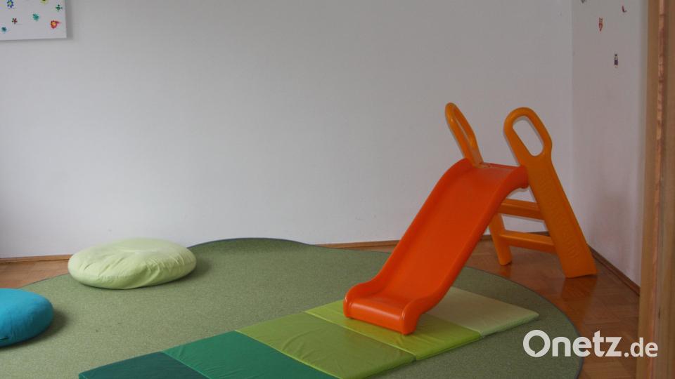 Für die Mutter-Kind-Gruppe, die den großen Gruppenraum und das kleine Zimmer nahe der Küche nutzt, wird laut Informationen von Bürgermeister Matthias Grundler eine Alternative gesucht. Bild: wro