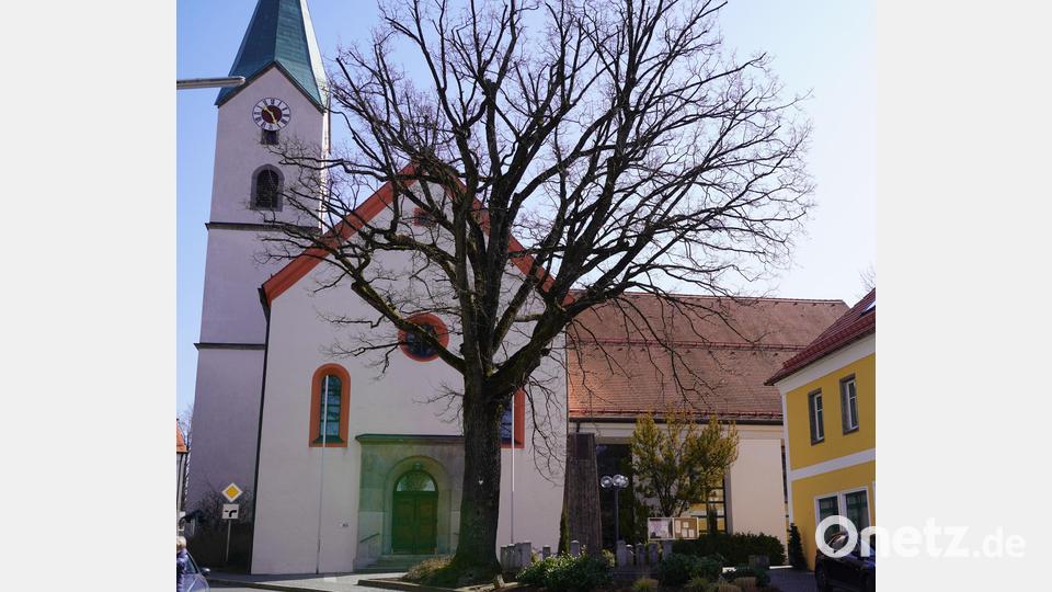 Um über 20 Prozent auf 51,84 Prozent stieg die Beteiligung bei der Pfarrgemeinderatswahl in der Pfarrei St. Sebastian in Waldthurn. Bild: fvo
