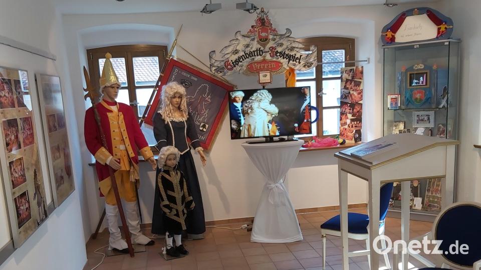Die Ausstellung „20 Jahre Doktor-Eisenbarth-Festspiel in Oberviechtach“ ist einen Besuch wert. Bild: slu