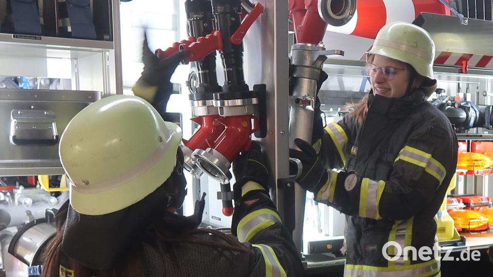 Kreisbrandrat Marco Saller plädiert dafür, dass die Feuerwehren sich verstärkt um die Jugend bemühen sollten. Bild: Kunz