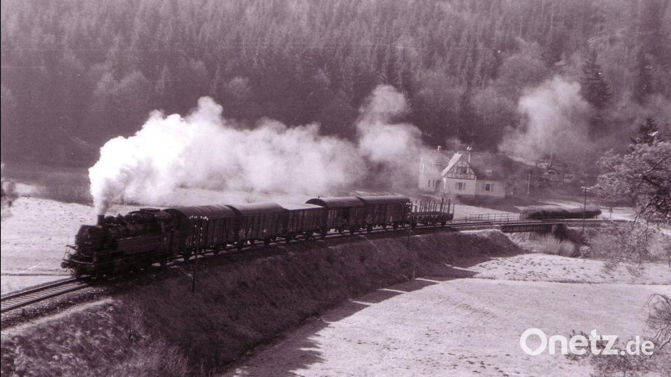 Der bekannte Eisenbahnfotograf Gottfried Turnwald fing 1961 die herrliche Stimmung beim Café Lauterach ein. Archivbild: Gottfried Turnwald/Archiv Josef Schmaußer