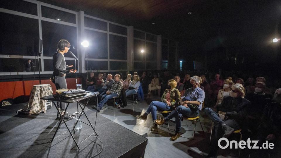 Das Publikum war nach langer Corona-Pause begeistert, wieder bei einem Live-Auftritt sein zu können. Bild: Marcus Rebmann/exb