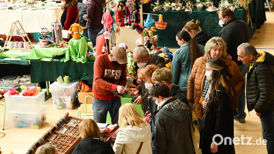 Schöne bunte Osterartikel fanden reißenden Absatz. Bild: Freya Stoeckl