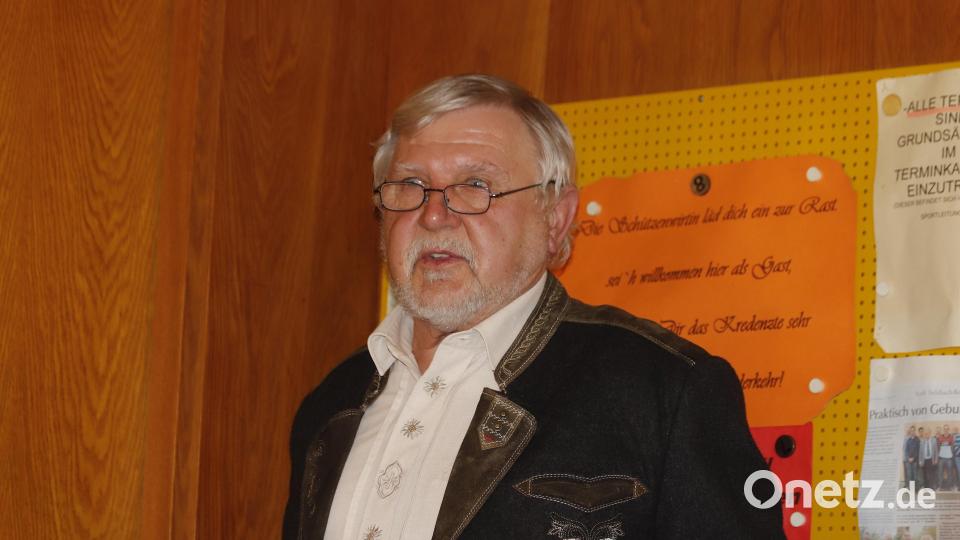 Gauschützenmeister Dietmar Beyer misst dem jungen Vorstand in Rosenberg eine Vorbildfunktion für die ganze Region bei. Bild: mfh