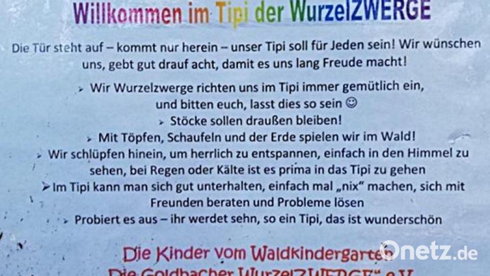 Mit einem Schild werden Besucher herzlich eingeladen, sich in dem Tipi aufzuhalten. Es muss aber so verlassen werden, wie es angetroffen wurde. Bild: ld