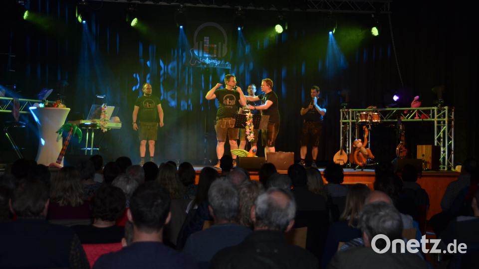 Wenn die fünf Sänger von "Bertomijo" auftreten ist ein entspannter und unterhaltsamer Abend garantiert. Bild: dob