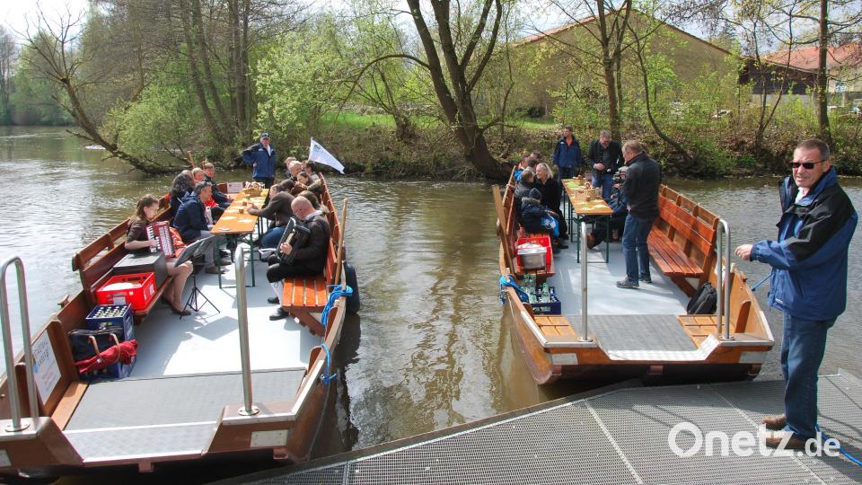 Auf geht&#039;s zur ersten Plättenfahrt der Saison. Bild: gsp