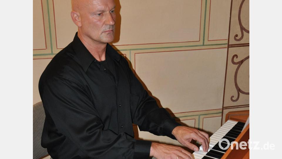 Wolfgang Charanza ist als vielseitiger moderner Musiker bekannt Bild: Archiv Stadt Mitterteich/exb