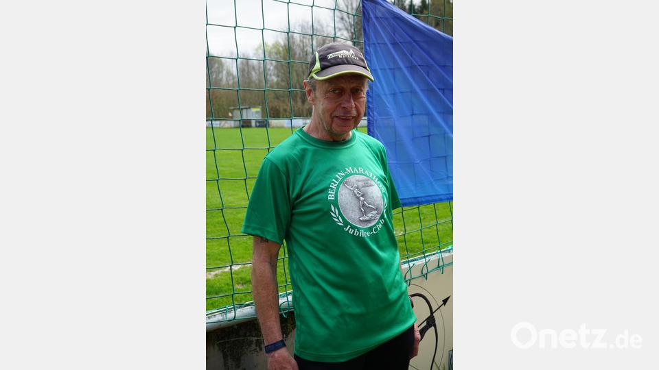 Urgestein Werner Fenzl aus Mitterteich ist schon seit seinem 15. Lebensjahr beim Mailauf dabei. Bild: abi