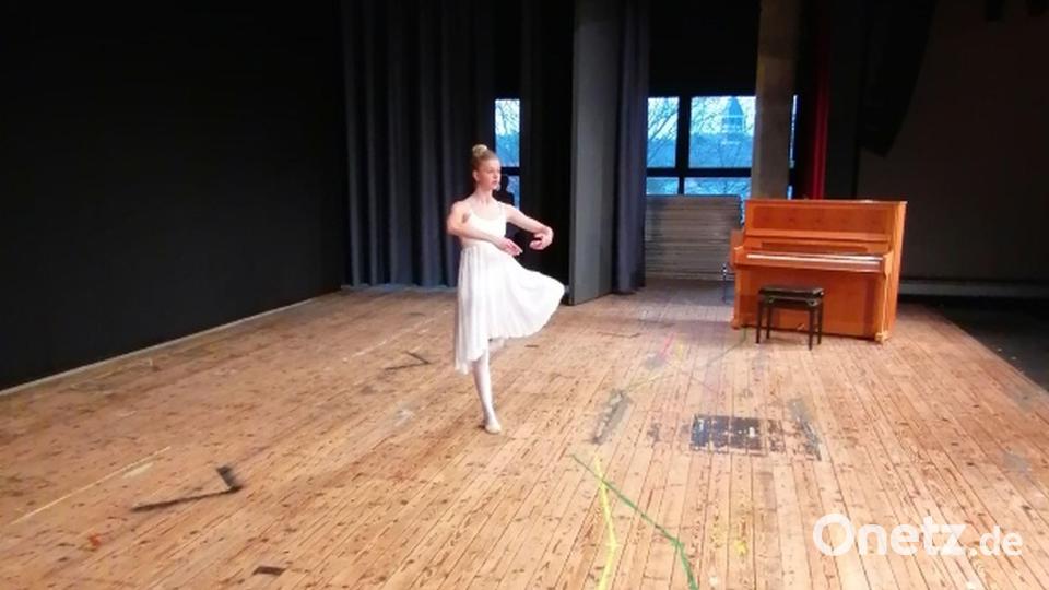 Marlene Züllich hatte beim Muttertagskonzert einen Ballettauftritt. Bild: Kreismusikschule Tirschenreuth/exb