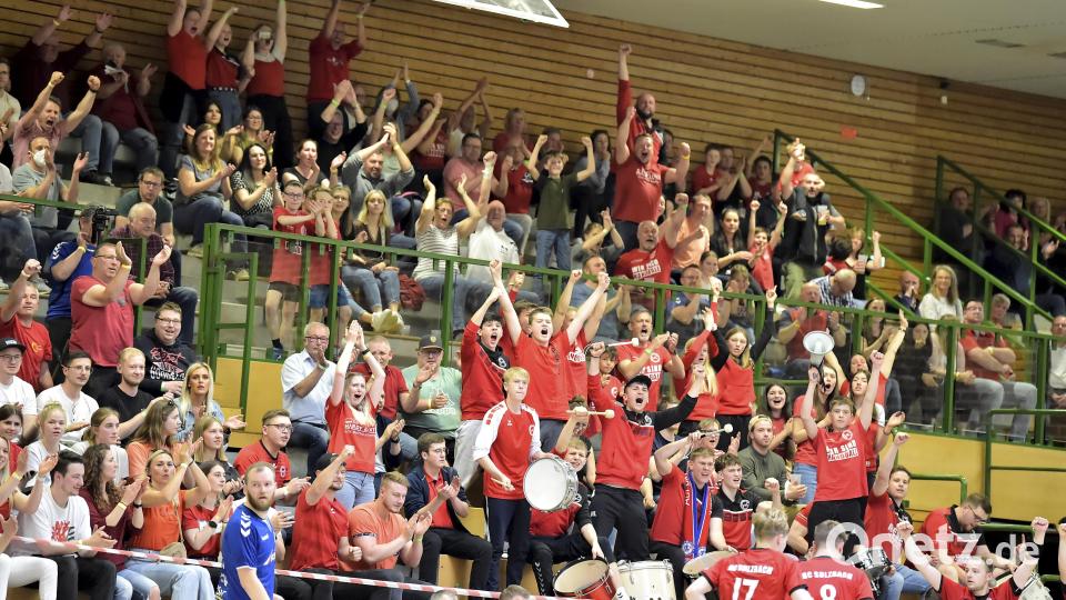 Die Krötenseehalle war mit 800 Zuschauern top gefüllt. Bild: Hubert Ziegler