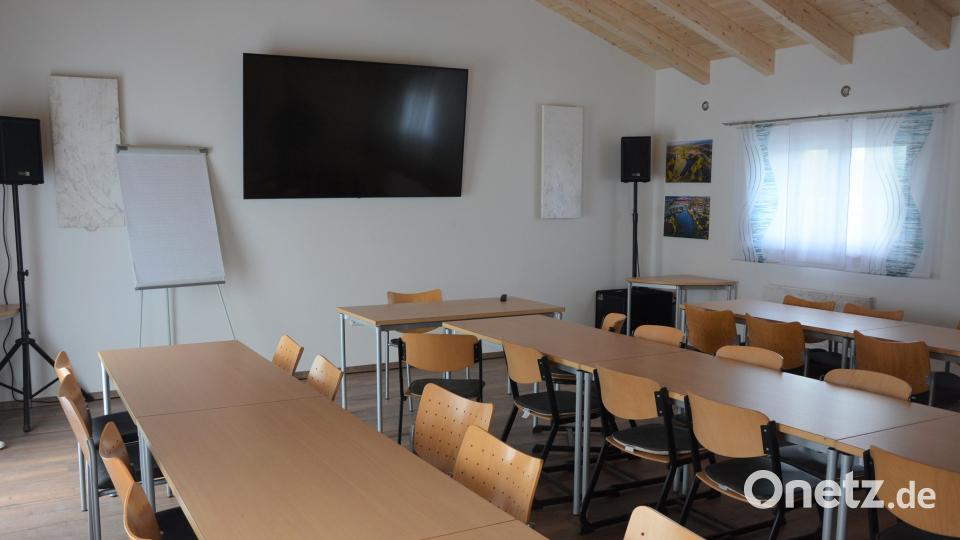 Neu angebaut wurde dieser Jugend- und Schulungsraum. Ein Großteil der Arbeiten erfolgte in Eigenleistung. Bild: jr