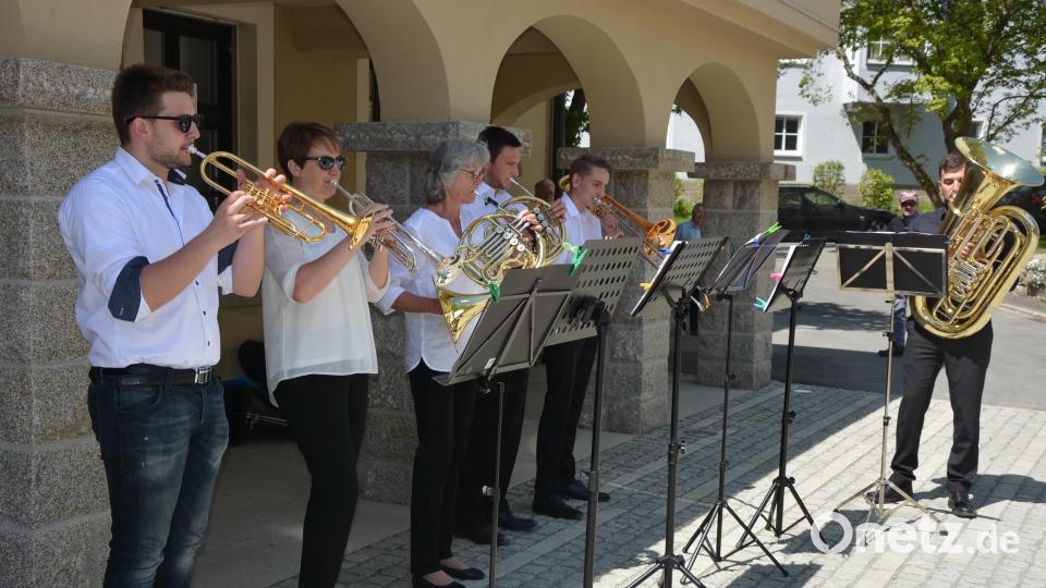 Musikalisch wurde der Festakt von der Kreismusikschule umrahmt. Bild: jr