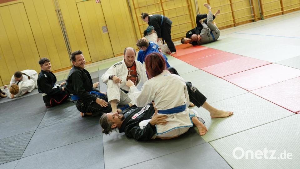 Das Teams von &quot;Stonewood Martial Arts&quot; traf sich zum mehrtägigen Kampfsport-Camp. Bild: Andreas Fachtan/exb