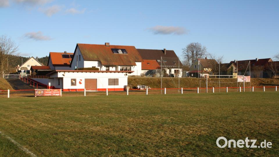 Das Dießfurter Sanierungsgebiet enthält nach dem Beschluss des Stadtrats Pressath nun auch die Sportanlagen. Dies soll den Zugang zu Fördergeldern erleichtern, falls Sanierungsmaßnahmen nötig werden. Bild: bjp