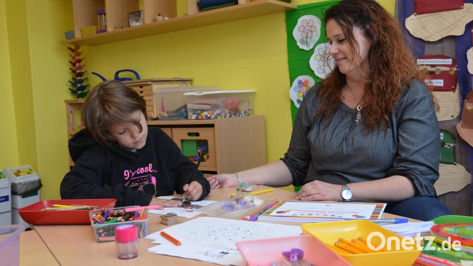 Heiß begehrt war auch die Urkunden-Malstation. Bild: dob