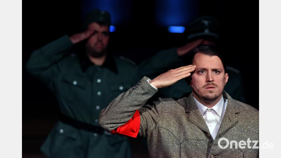 Premiere des Festspiels "900 samma", am Frohnberg bei Hahnbach. Bild: Stephan Huber