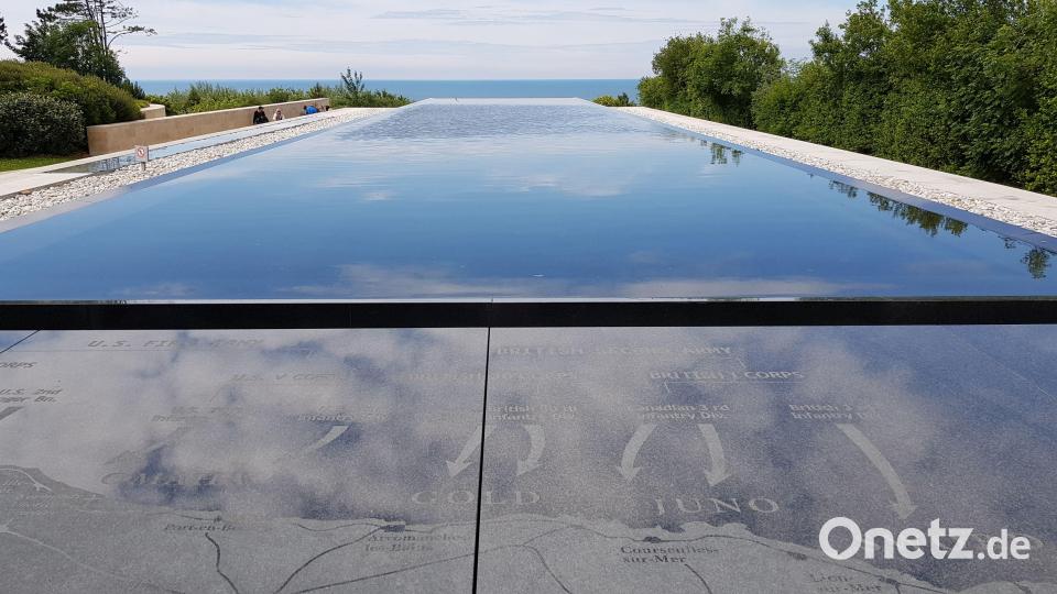 Das amerikanische Kriegsdenkmal am Omaha Beach ist an Prunk kaum zu überbieten. Bild: Judith Lehner