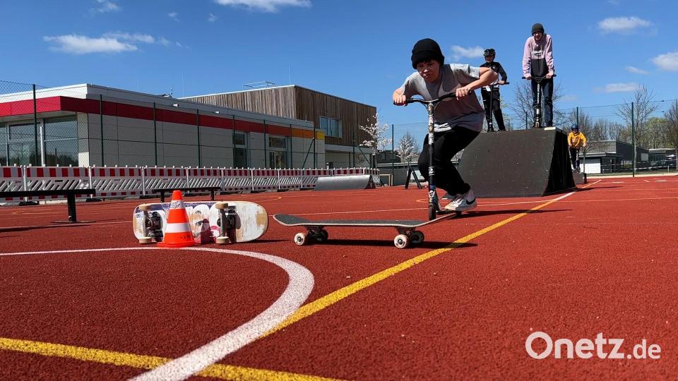 Der Kreisjugendring Tirschenreuth will eine mobile Skateanlage kaufen. Im Landkreis Amberg-Sulzbach hat die Kommunale Jugendarbeit schon eine solche Anlage (Foto) und ist damit öfter auf Tour. Bild: eik