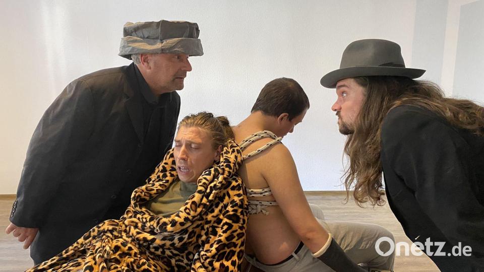 Seit Wochen proben sie intensiv: Herbert Hottner und seine Mitspieler Tobias Haller, Manuel Sailer und Andreas Guckenberger. Bild: Peter Geiger