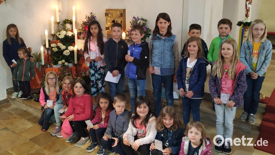 Gruppenbild mit einem Teil der Kinder. Bild: mez